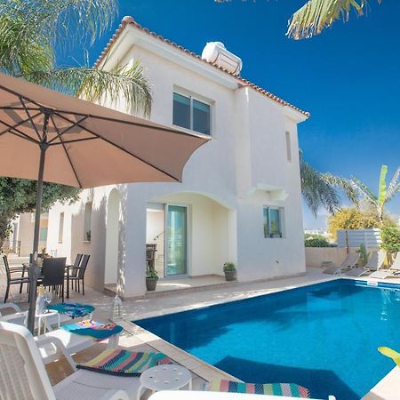 George'S Lux Villa Protaras Bagian luar foto